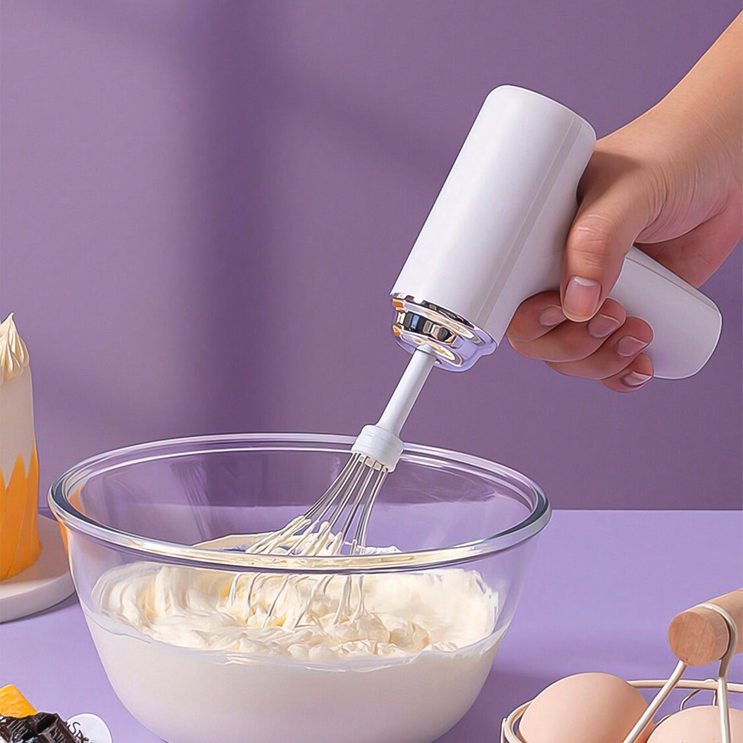 Charging handheld mixer with mini whisks, high power for baking