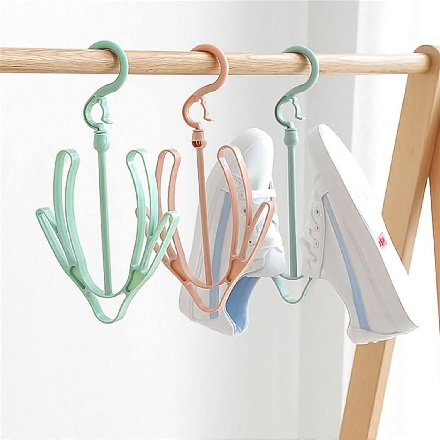 Rotatable Shoe Hanging Racks