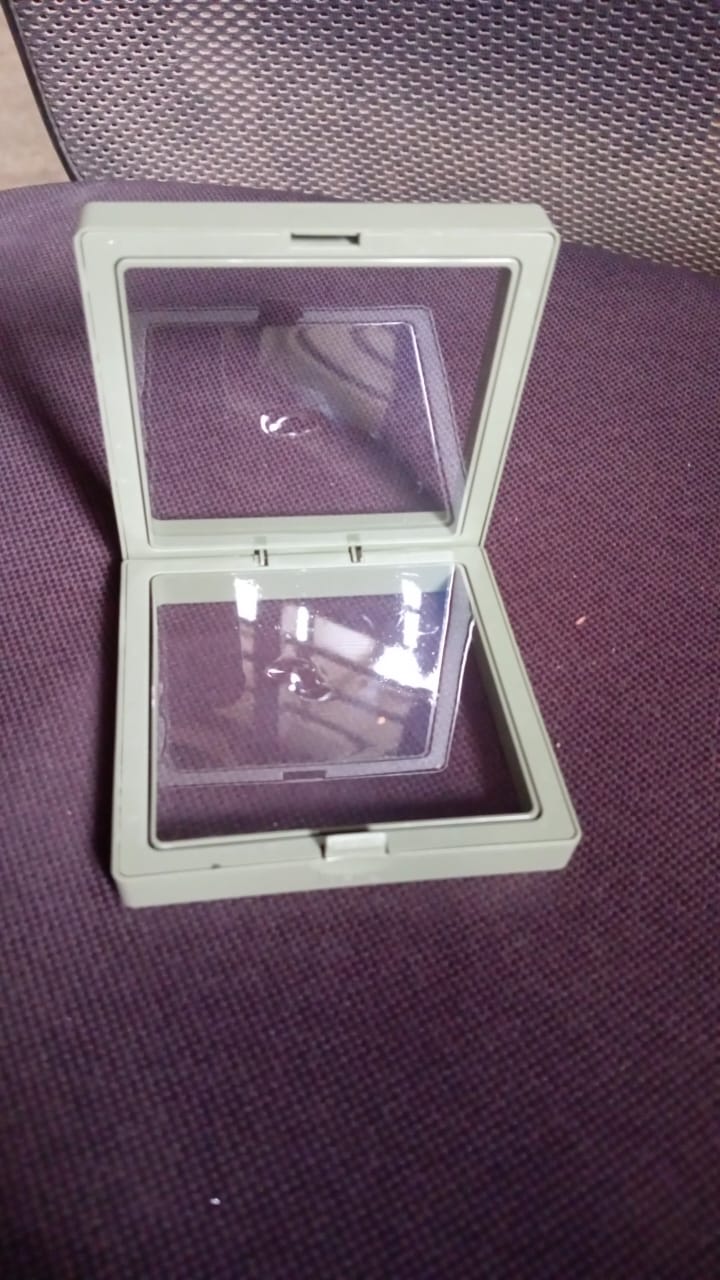 Gift Packaging 3D Floating Frame Display Case (1 Pc)