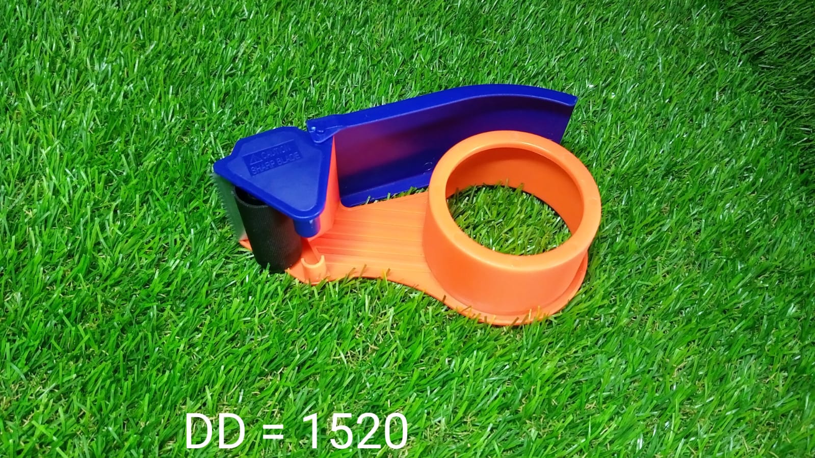 Durable roller tape dispenser for packaging tasks